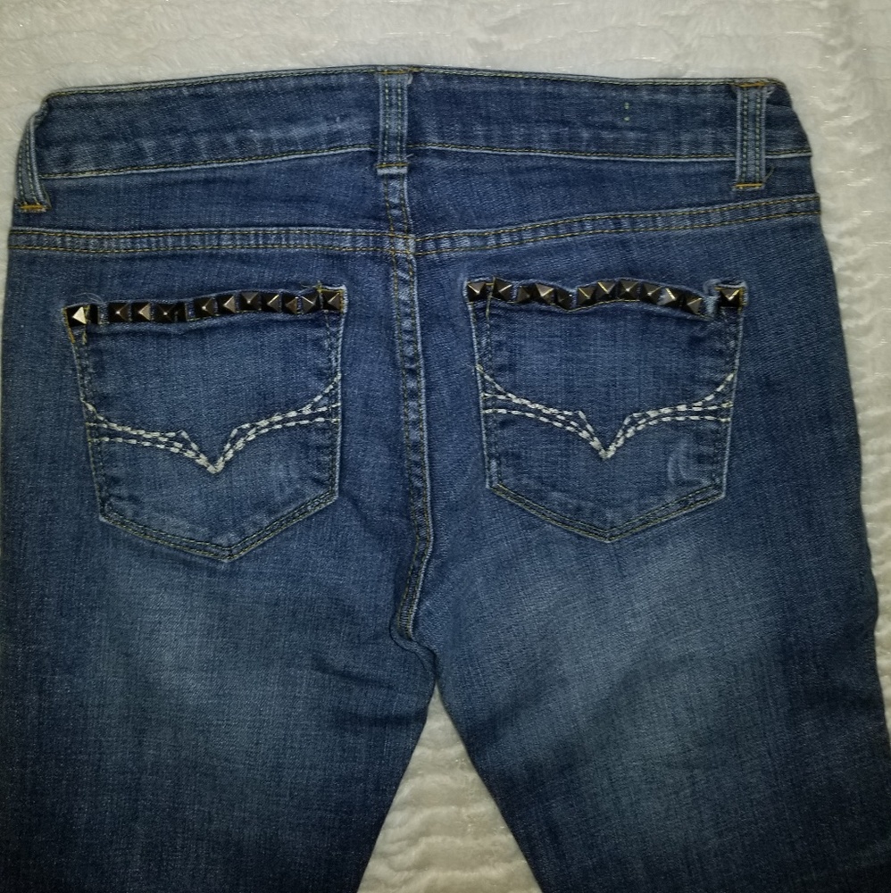 Jean's - Picture 4 of 4